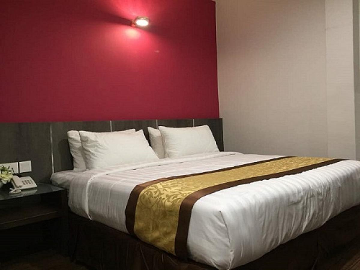 Meriton Inn Kuantan Buitenkant foto